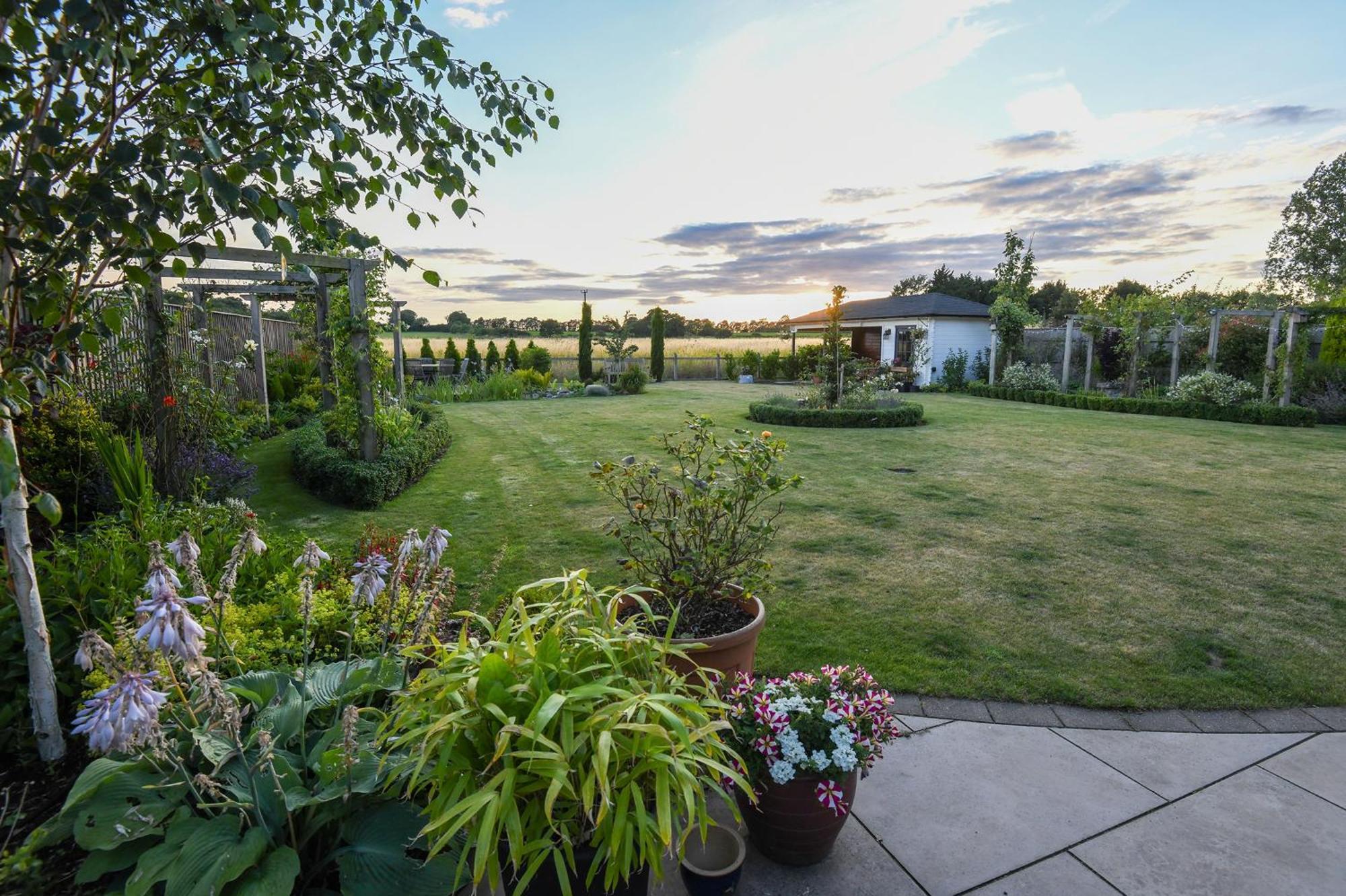 Sunset View At The Dovecote Apartment Kirkby on Bain Exterior photo